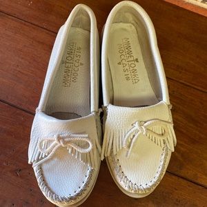 Vintage white Minnetonka moccasins